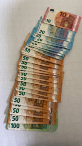 Gefälschte 200-Euro-Banknoten online kaufen